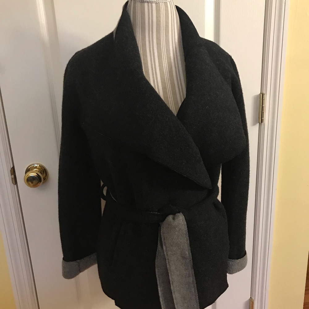 Vintage TWEEDS Gray tone-on-tone Belted Wrap Coat